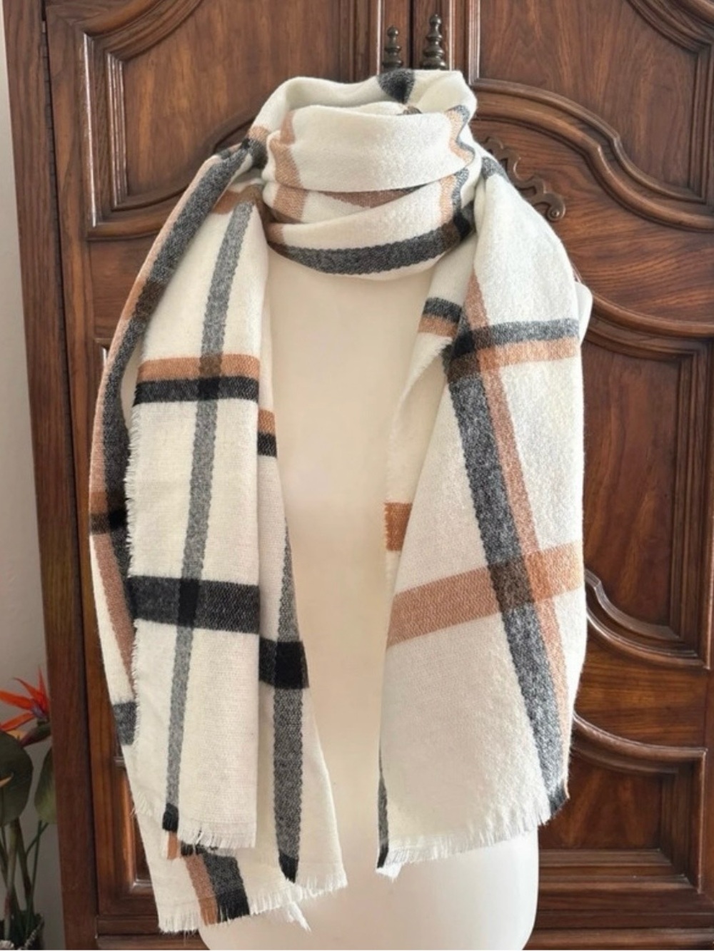 Zara scary wrap